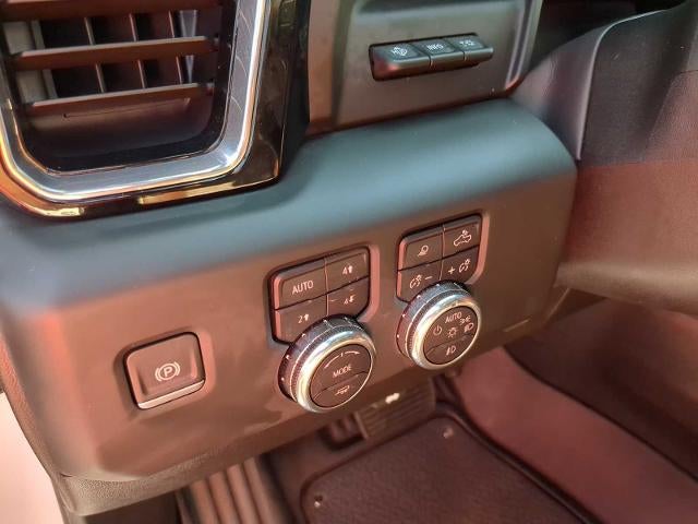 2024 GMC Sierra 3500 HD Denali Ultimate DRW