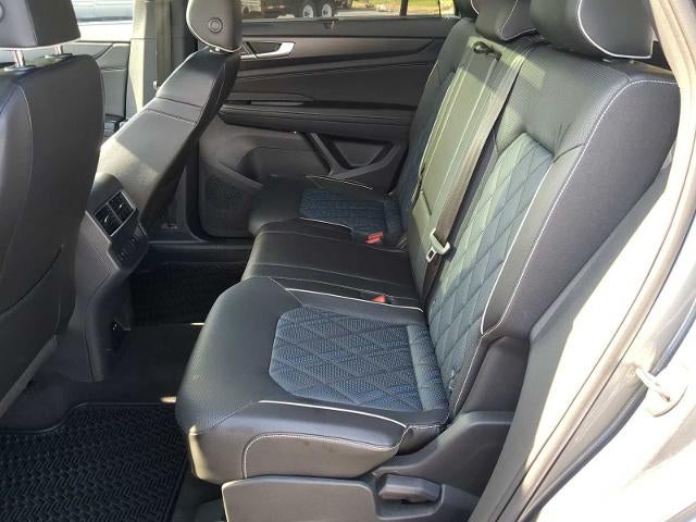 2024 Volkswagen Atlas Cross Sport 2.0T SEL Premium R-Line