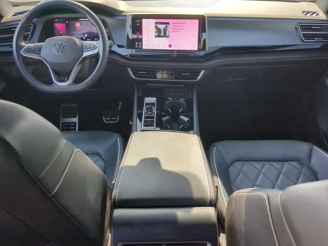 2024 Volkswagen Atlas Cross Sport 2.0T SEL Premium R-Line