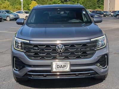 2024 Volkswagen Atlas Cross Sport 2.0T SEL Premium R-Line