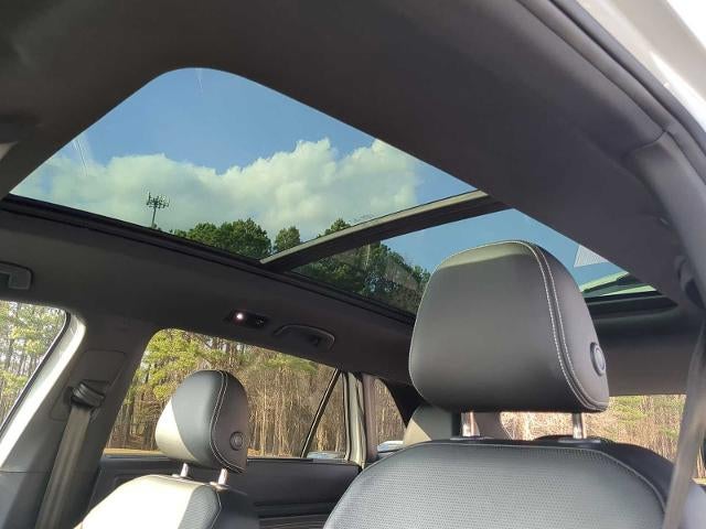 2023 Volkswagen Atlas Cross Sport 3.6L V6 SEL Premium R-Line