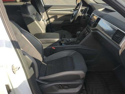 2023 Volkswagen Atlas Cross Sport 3.6L V6 SEL Premium R-Line