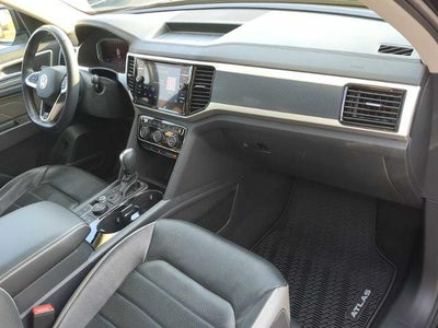 2022 Volkswagen Atlas 3.6L V6 SEL Premium R-Line