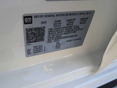 2025 GMC Sierra 1500 SLT