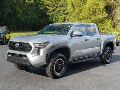 2024 Toyota Tacoma 4WD SR5