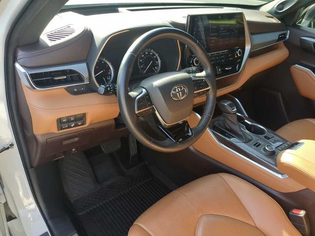 2021 Toyota Highlander Platinum