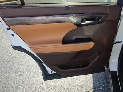 2021 Toyota Highlander Platinum
