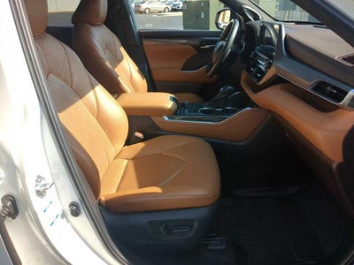 2021 Toyota Highlander Platinum