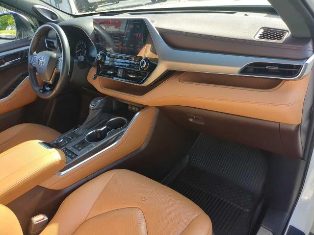 2021 Toyota Highlander Platinum