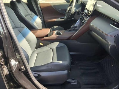 2022 Toyota Venza LE