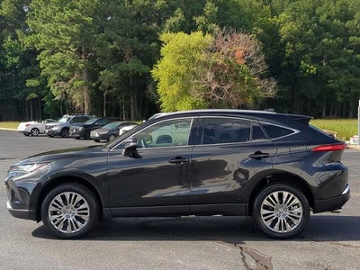 2022 Toyota Venza LE