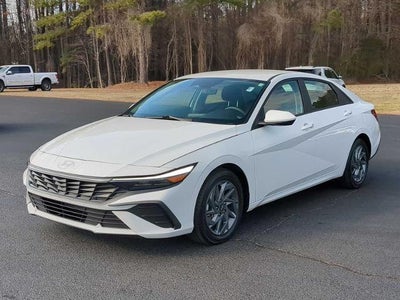 2024 Hyundai Elantra SEL