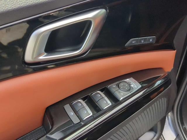 2023 Kia Carnival SX