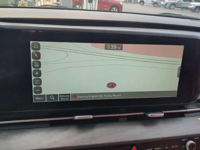 2023 Kia Carnival SX