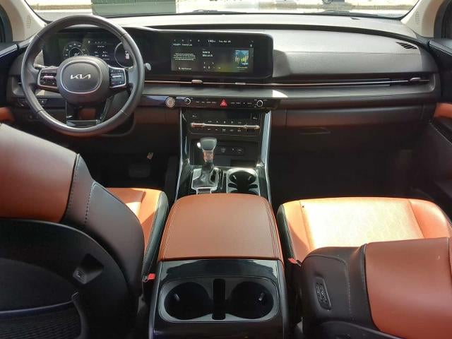 2023 Kia Carnival SX