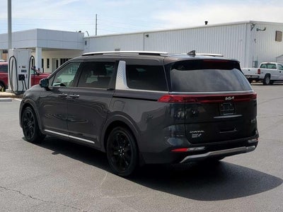 2023 Kia Carnival SX