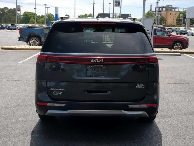 2023 Kia Carnival SX