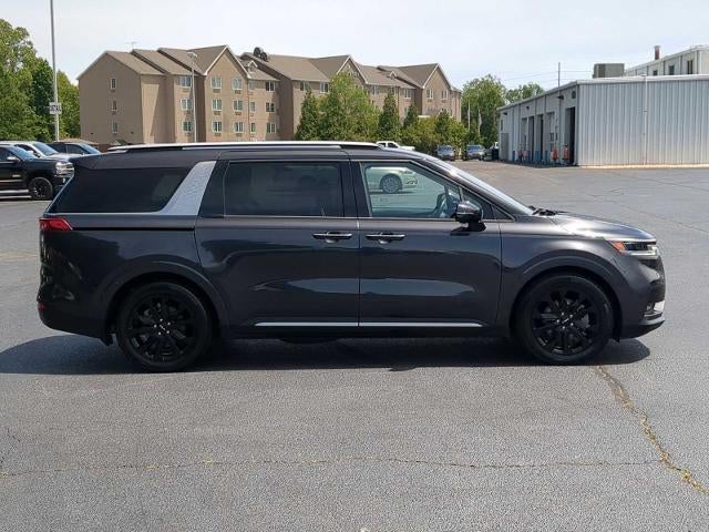 2023 Kia Carnival SX