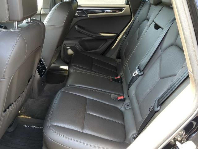 2017 Porsche Macan Base