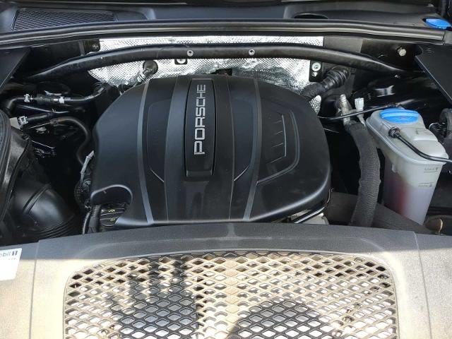 2017 Porsche Macan Base