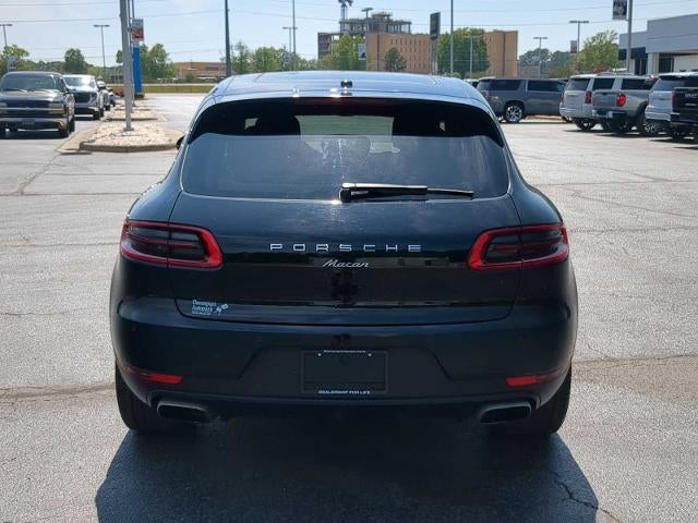 2017 Porsche Macan Base